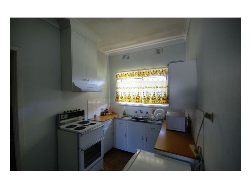 280 Henry Street, Deniliquin NSW 2710