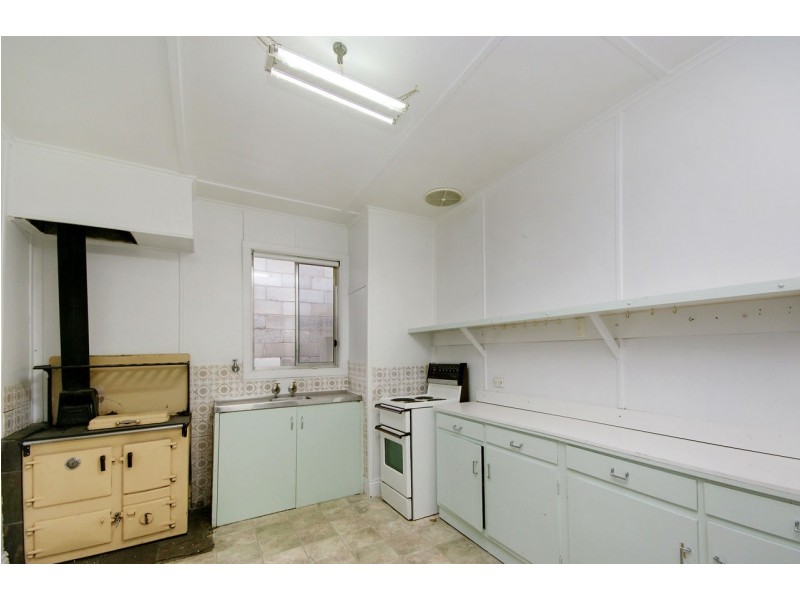 402 Cressy Street, Deniliquin NSW 2710