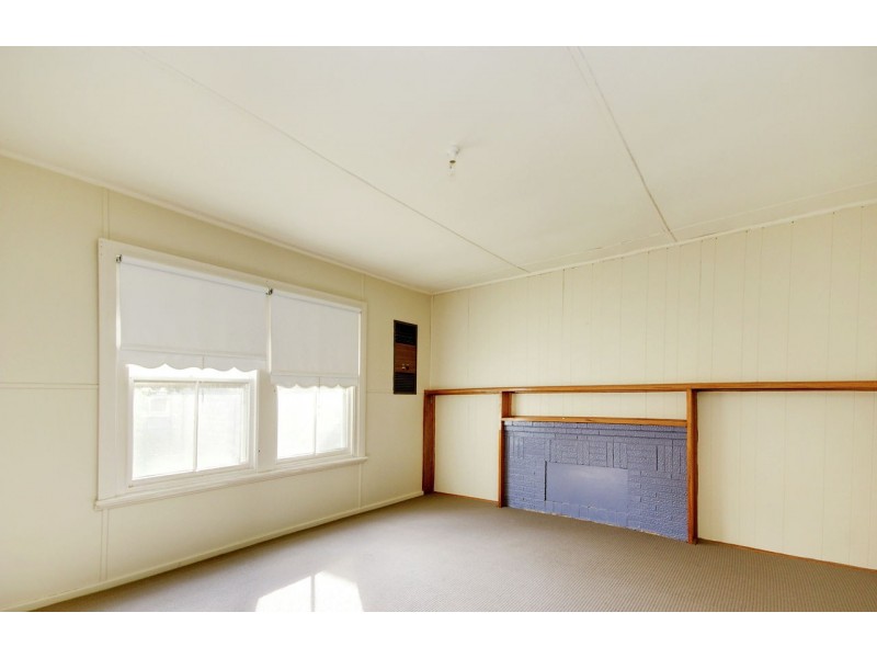 402 Cressy Street, Deniliquin NSW 2710