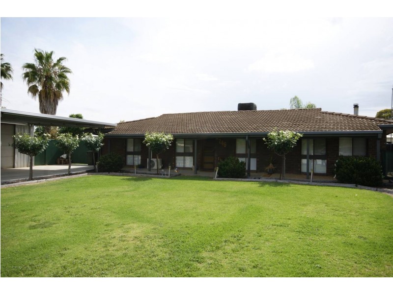 249 Lagoon Street, Deniliquin NSW 2710