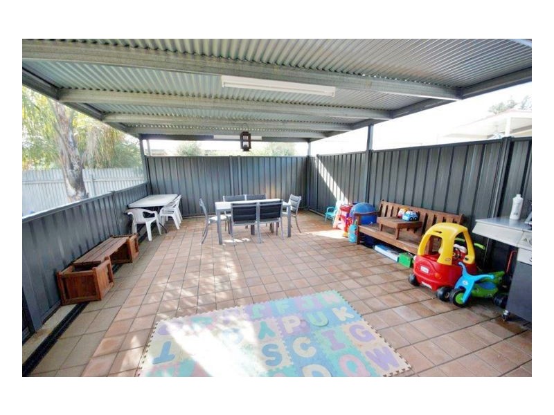 249 Lagoon Street, Deniliquin NSW 2710