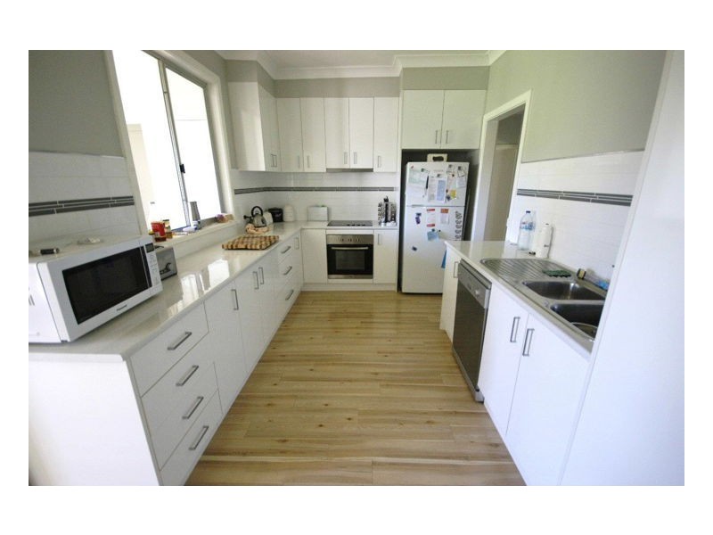 341 Sloane Street, Deniliquin NSW 2710