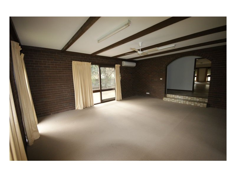 428 Wilkinson Street, Deniliquin NSW 2710