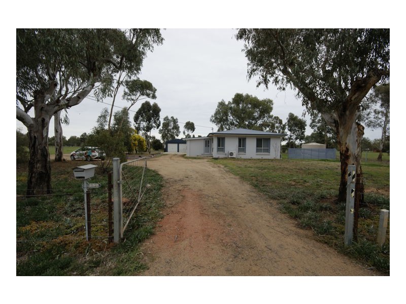 138 Hetherington Street, Deniliquin NSW 2710