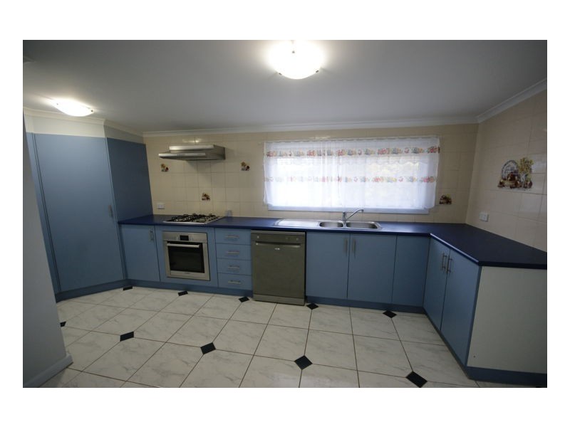138 Hetherington Street, Deniliquin NSW 2710