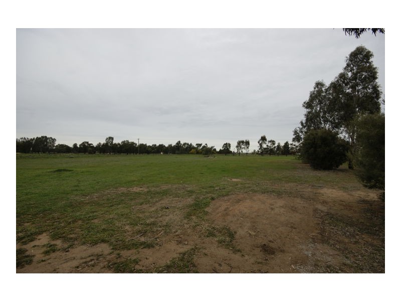 138 Hetherington Street, Deniliquin NSW 2710