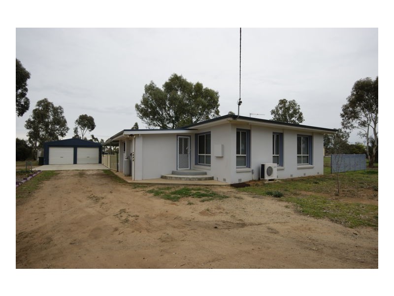 138 Hetherington Street, Deniliquin NSW 2710