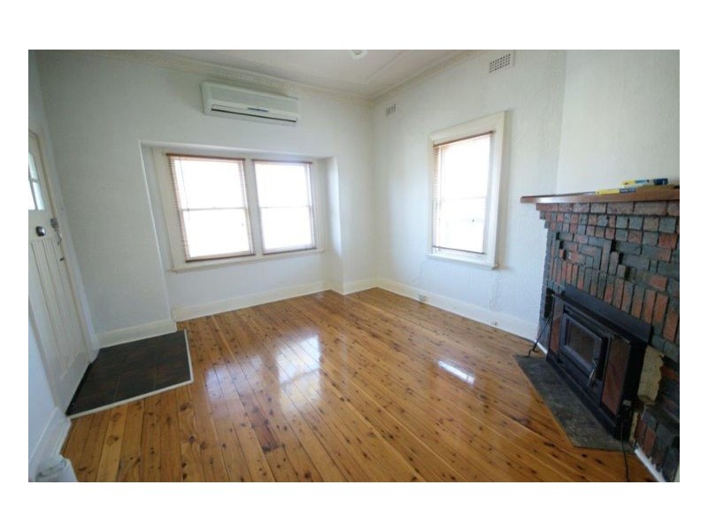 81 Junction Street, Deniliquin NSW 2710