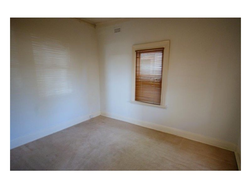 81 Junction Street, Deniliquin NSW 2710