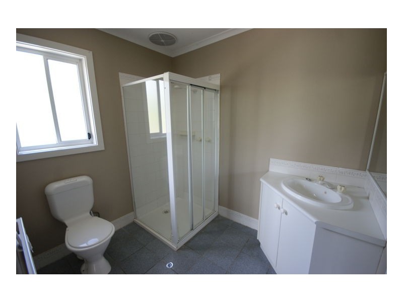 210 Victoria St, Deniliquin NSW 2710