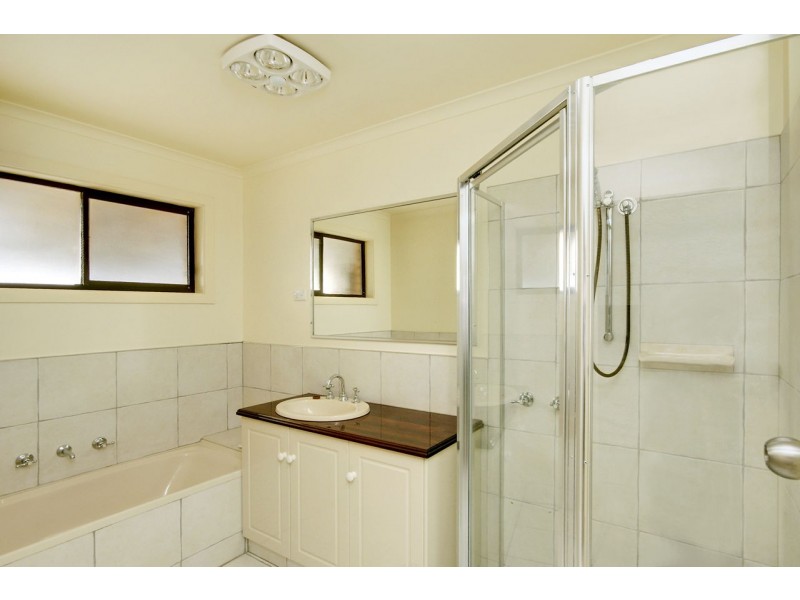 87 Old Racecourse Road, Deniliquin NSW 2710