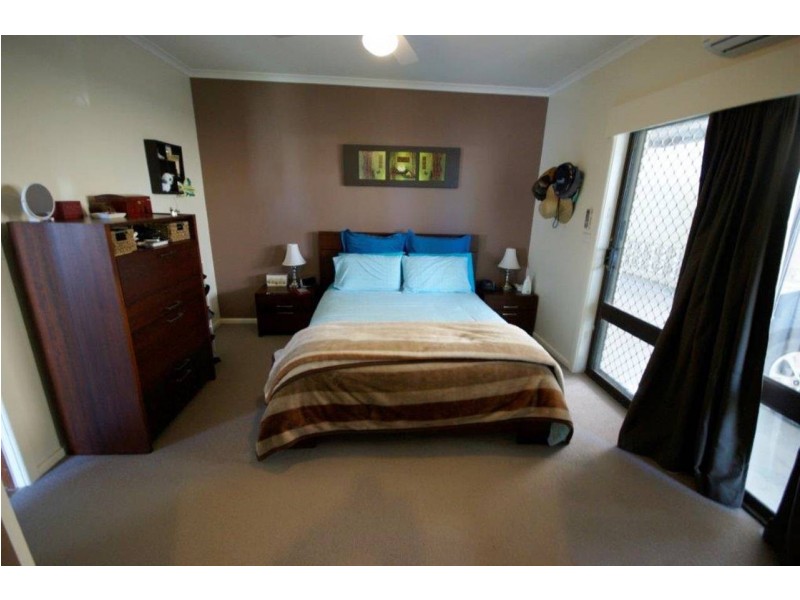348 Victoria St, Deniliquin NSW 2710