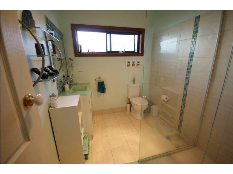 348 Victoria St, Deniliquin NSW 2710
