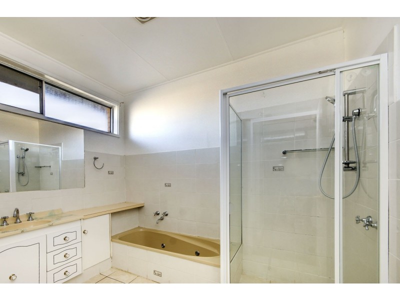 283 Noyes Street, Deniliquin NSW 2710