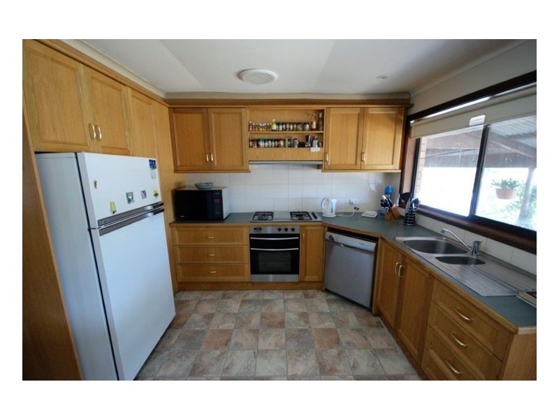 99 Burton Street, Deniliquin NSW 2710