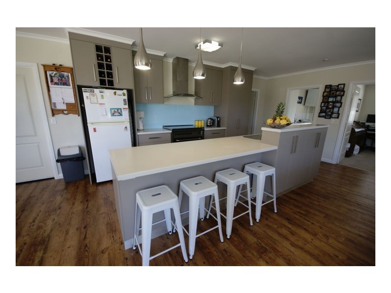 147 McMillan Street, Deniliquin NSW 2710