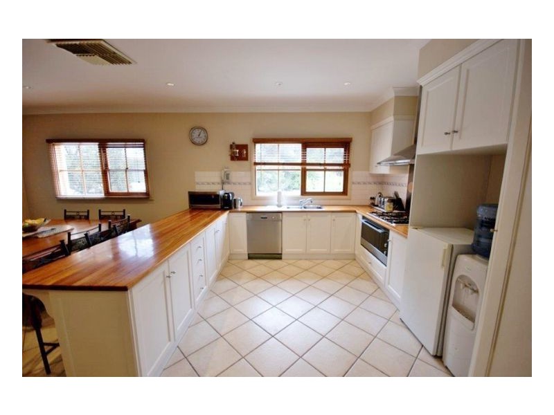 180-182 Finley Road, Deniliquin NSW 2710