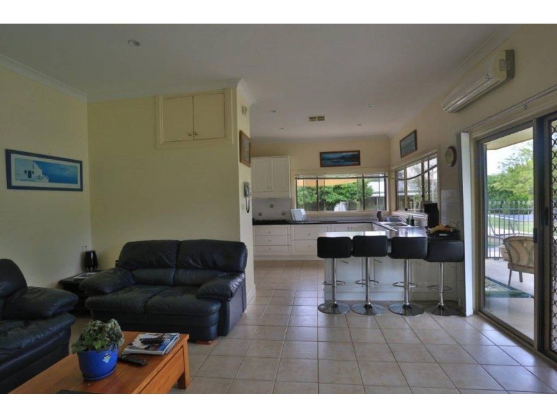 251 Harfleur St, Deniliquin NSW 2710
