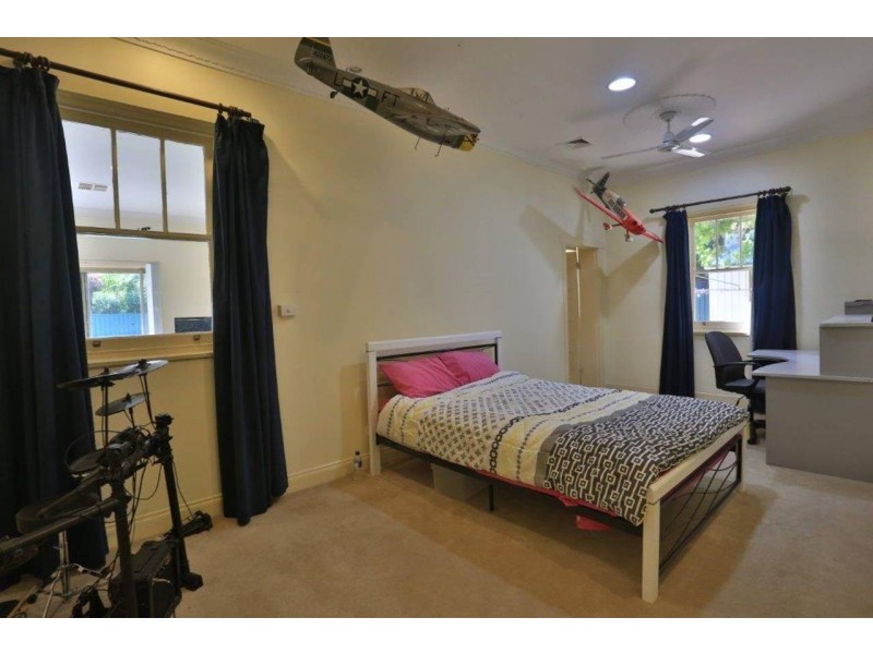 251 Harfleur St, Deniliquin NSW 2710