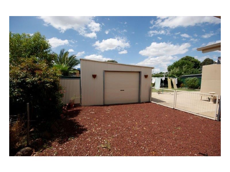 4 Stratton Court, Deniliquin NSW 2710