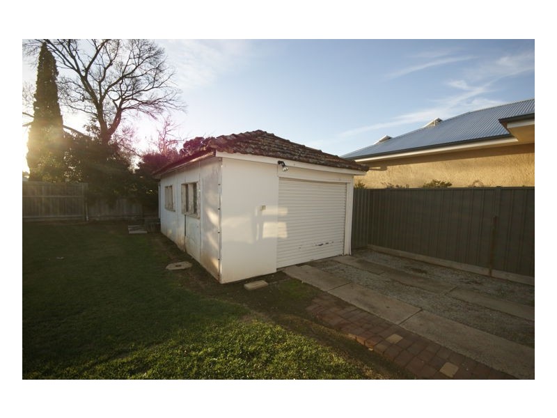 81 Wellington Street, Deniliquin NSW 2710