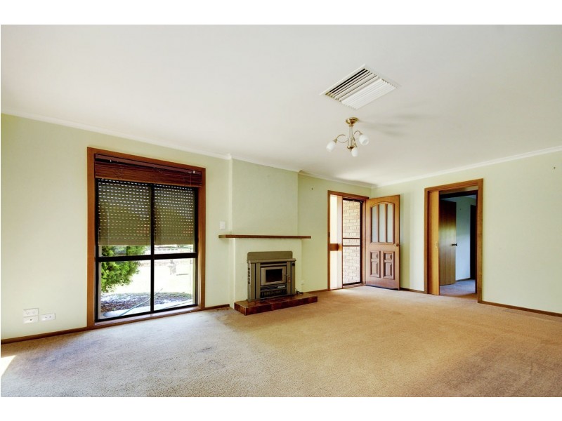 432 Wood Street, Deniliquin NSW 2710