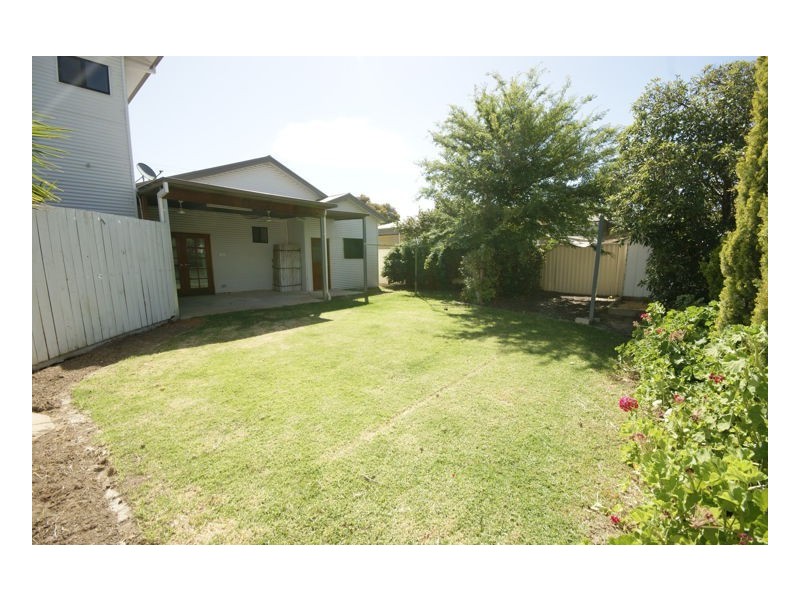 313 Harfleur Street, Deniliquin NSW 2710