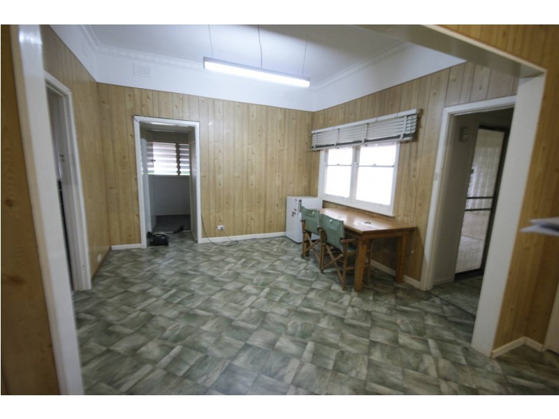 292 Poictiers Street, Deniliquin NSW 2710