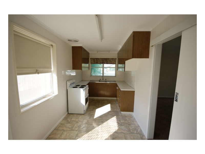 5 Stratton Court, Deniliquin NSW 2710