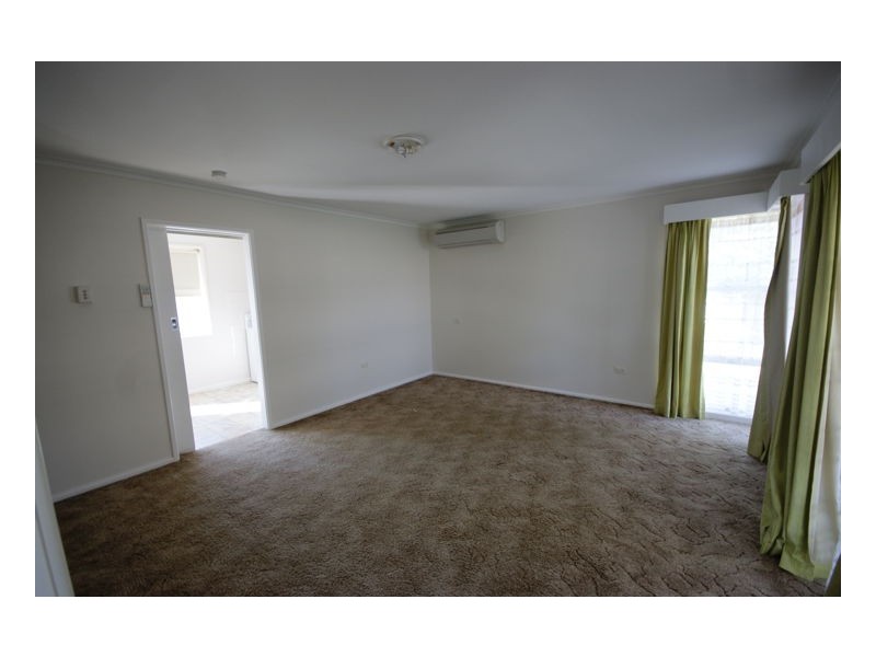 5 Stratton Court, Deniliquin NSW 2710