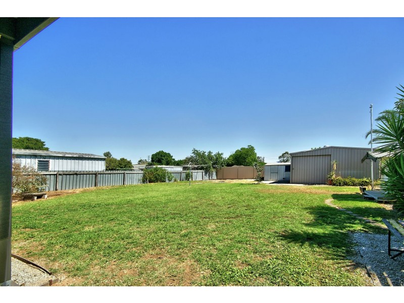 432 Wood Street, Deniliquin NSW 2710