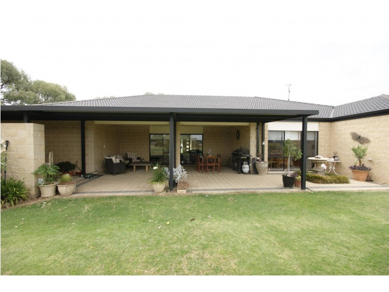 Lot 9 Yarra St, Deniliquin NSW 2710