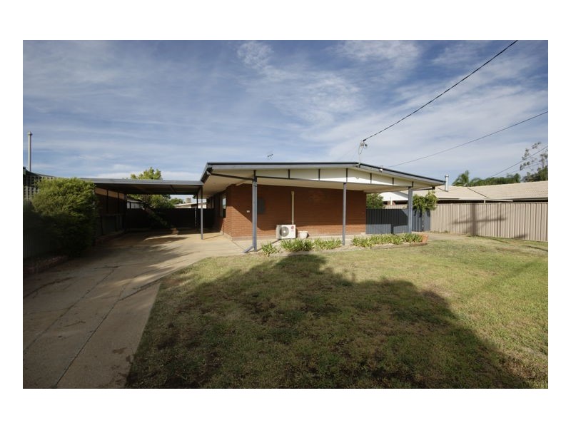 233 Hetherington Street, Deniliquin NSW 2710