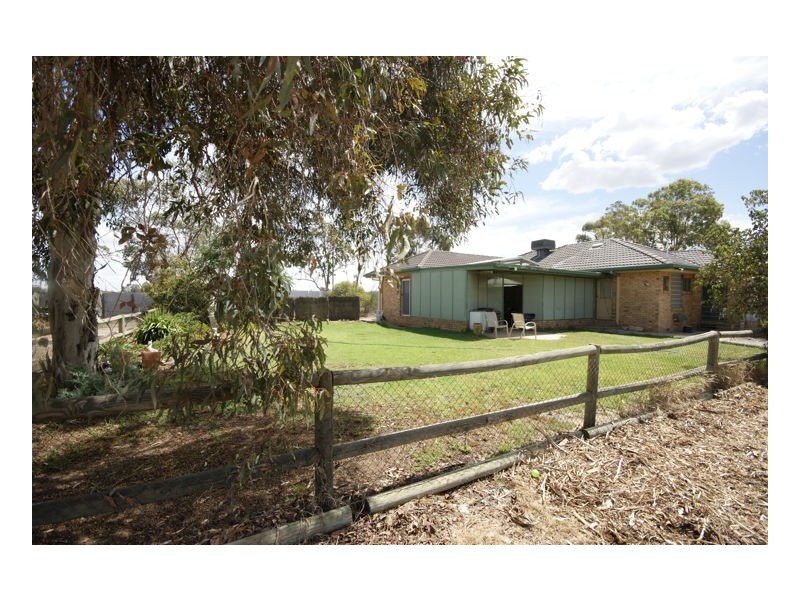 159 Henry Street, Deniliquin NSW 2710