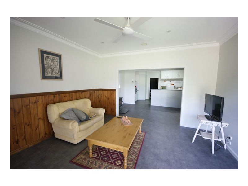 159 Henry Street, Deniliquin NSW 2710