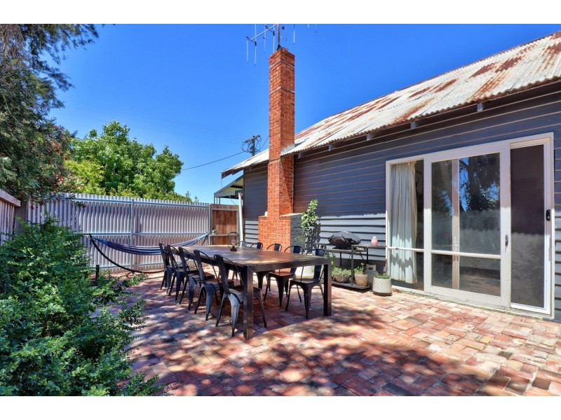 436 Cressy Street, Deniliquin NSW 2710