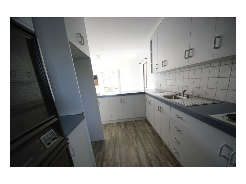 2 429 George Street, Deniliquin NSW 2710