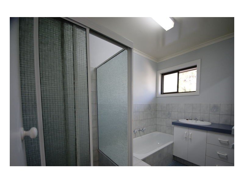 2 429 George Street, Deniliquin NSW 2710