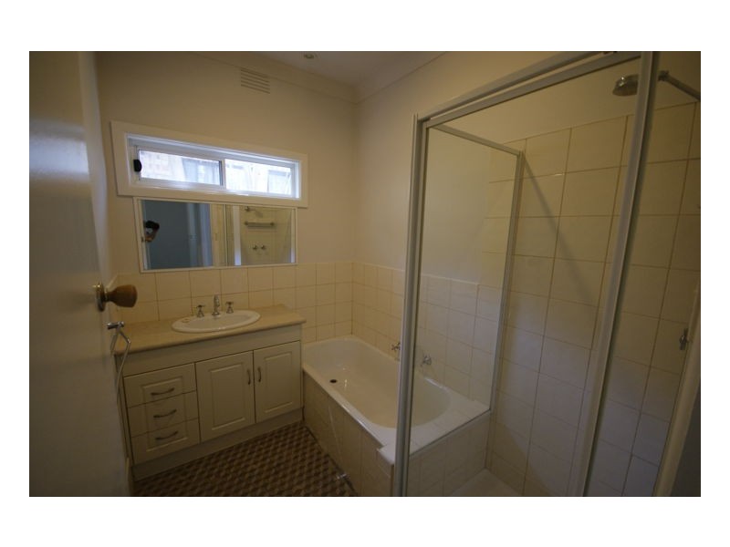 372 Victoria Street, Deniliquin NSW 2710