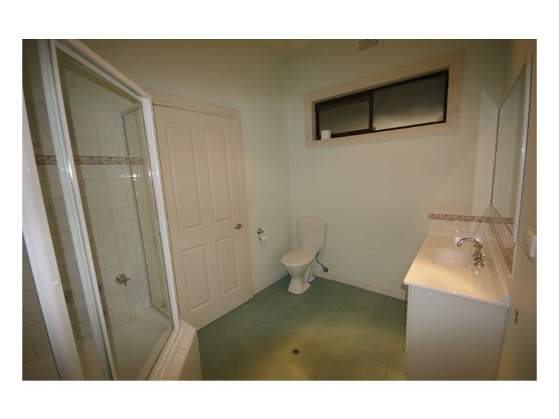 324 Wood Street, Deniliquin NSW 2710