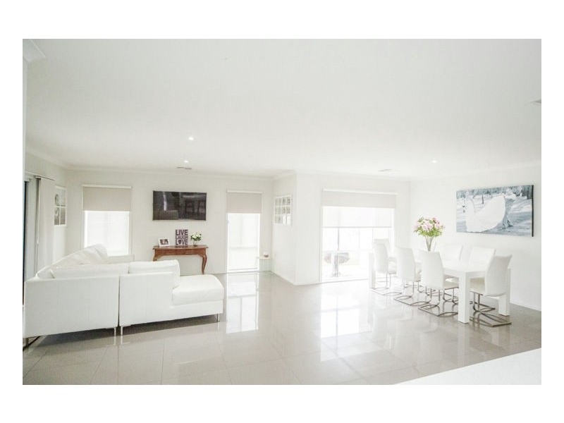 426 George Street, Deniliquin NSW 2710