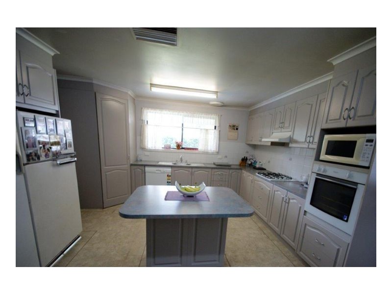 521 Maher Street, Deniliquin NSW 2710