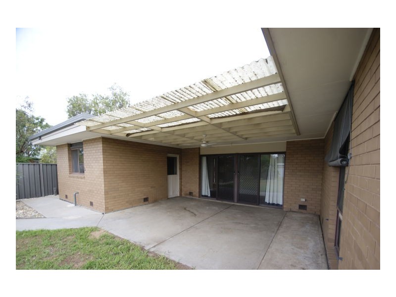 355 Victoria Street, Deniliquin NSW 2710