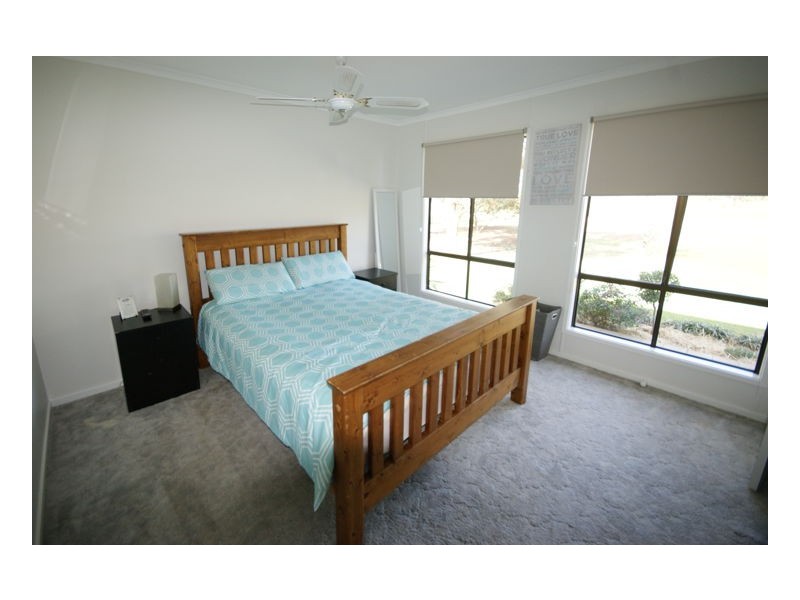 140 Old Racecourse Road, Deniliquin NSW 2710