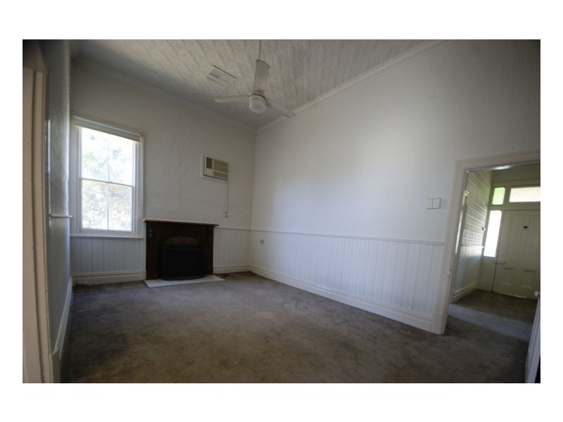 353 Herriott Street, Deniliquin NSW 2710