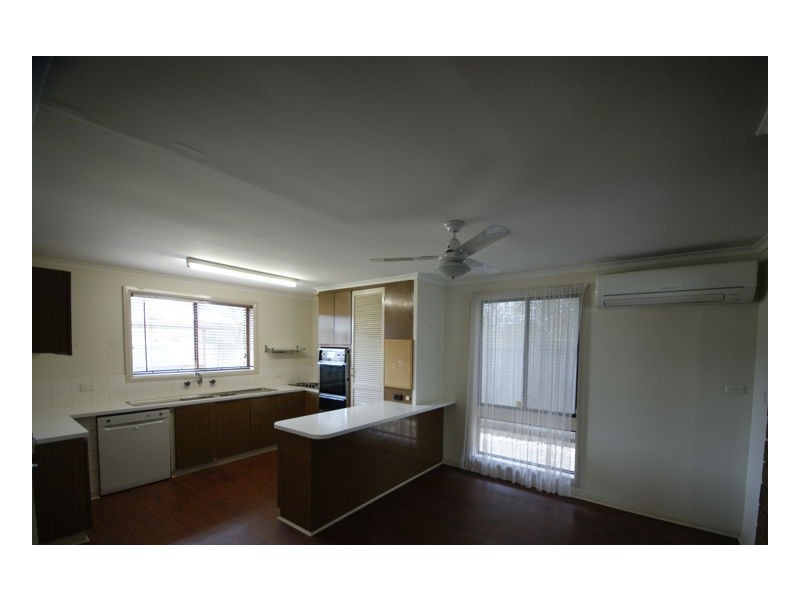 355 Victoria Street, Deniliquin NSW 2710