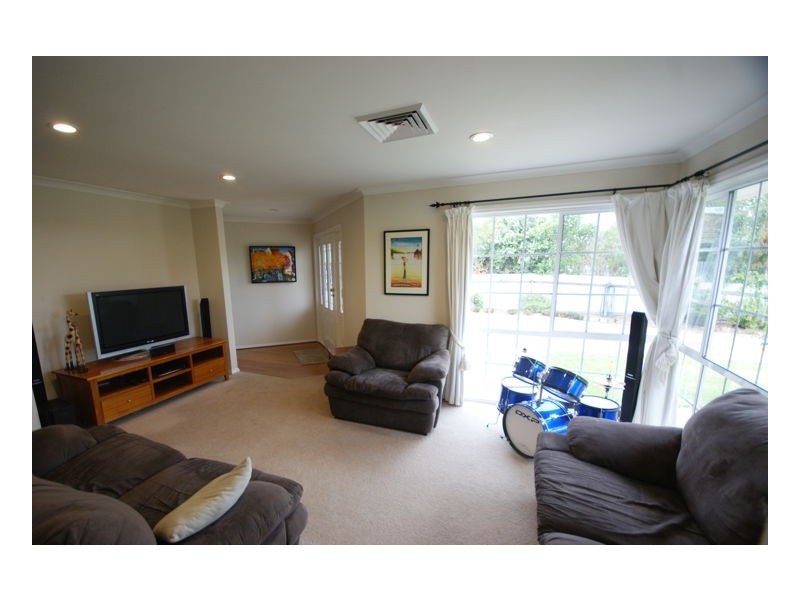 543 Poictiers Street, Deniliquin NSW 2710