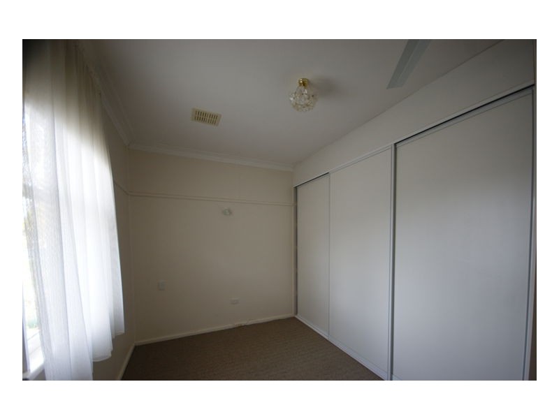 286 Sloane Street, Deniliquin NSW 2710