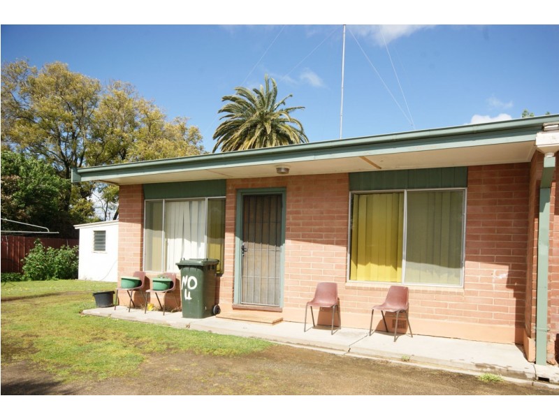 4/453 Maher Street, Deniliquin NSW 2710