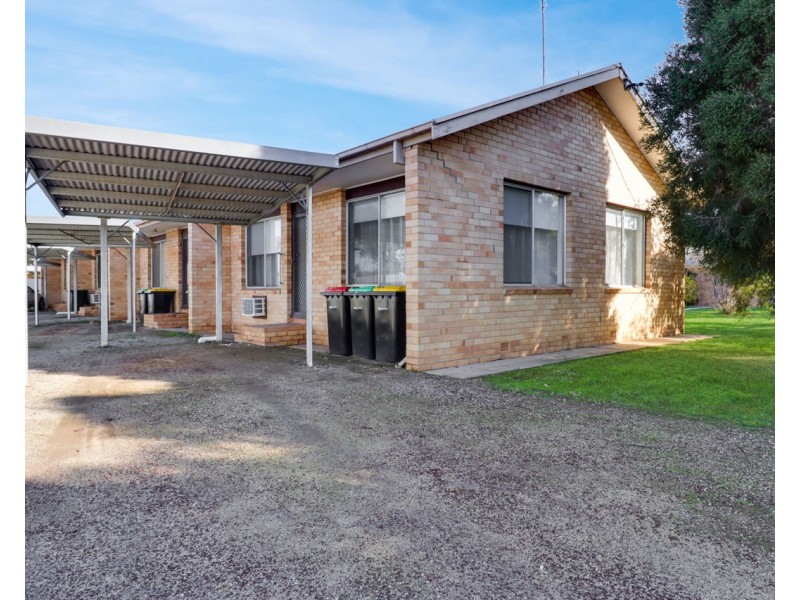 1/280 Henry Street, Deniliquin NSW 2710